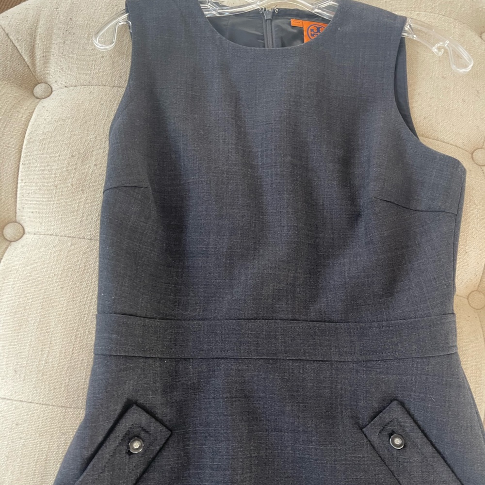 Tory Burch black sleeveless dress with button pockets - Picture 3 of 9
